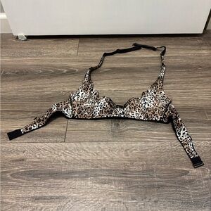 Victorias Secret Very Sexy Leopard/Black Reversible Balconet Sling Bra